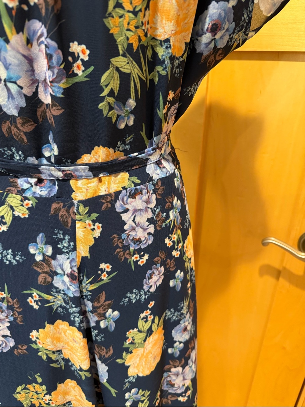 Yumi Kim Floral V-Neck Midi Dress in Navy with Peach Blooms - Picture 10 of 15